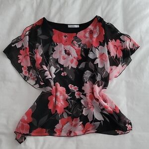 Ricki's floral top